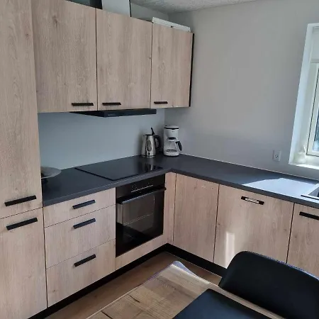 아파트 New Apartment, Only 4 Km From The Highway 호르센스