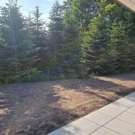 New Apartment, Only 4 Km From The Highway 아파트 호르센스