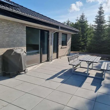 New Apartment, Only 4 Km From The Highway